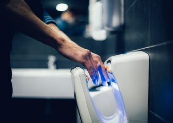 The Ultimate Guide to Choosing the Perfect Hand Dryer for Your Business